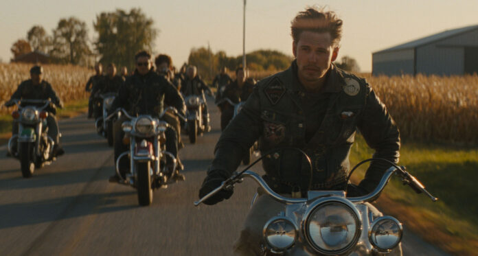 Austin Butler (Benny) in THE BIKERIDERS. Credit: Courtesy of Focus Features. © 2023 Focus Features. All Rights Reserved.