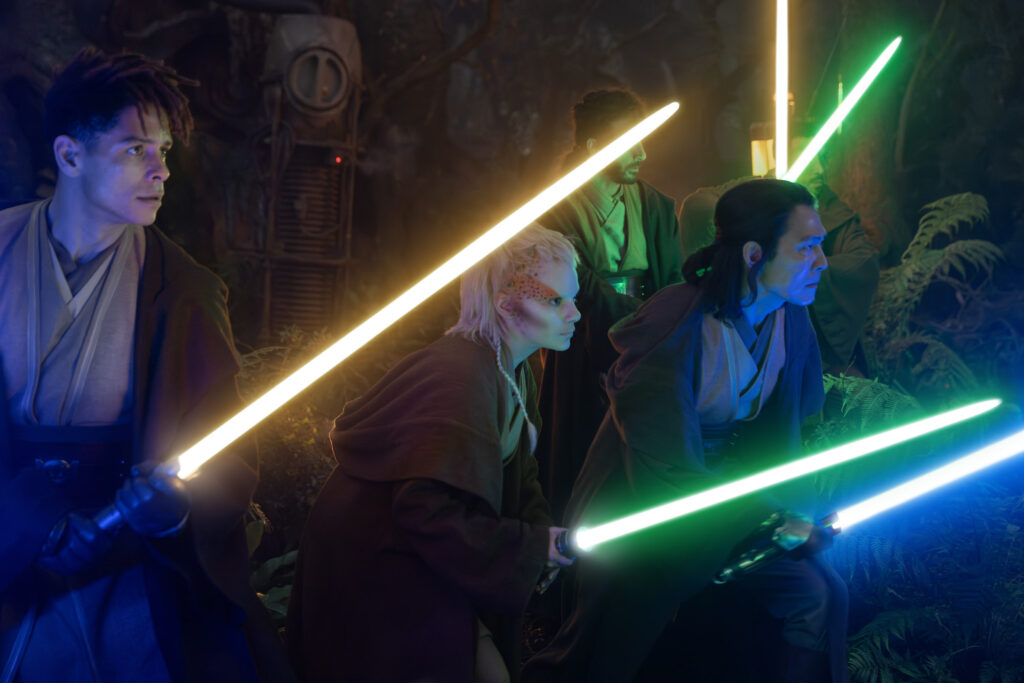Yord Fandar (Charlie Barnett), Jedi Padawan Jecki Lon (Dafne Keen) e Master Sol (Lee Jung-jae) in THE ACOLYTE, su Disney+. ©2024 Lucasfilm Ltd. & TM. All Rights Reserved.