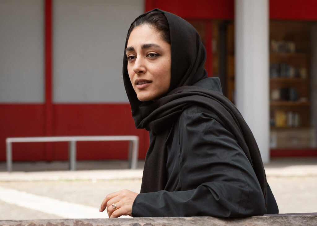 Golshifteh Farahani in Leggere Lolita a Teheran. Foto di Marie Gioanni (2)